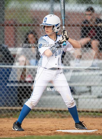 Thumbnail 2 in Island Trees vs Division (NYSPHSAA Sec 8 Class A First Round) photogallery.