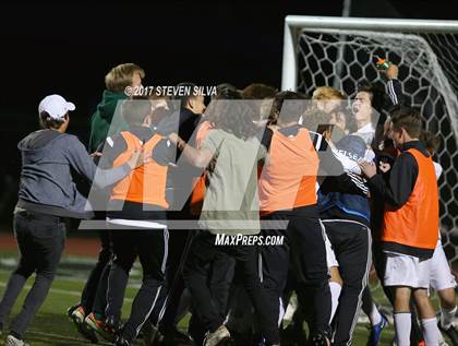 Thumbnail 2 in Coronado vs. Oceanside (CIF SDS Open Division Semifinal) photogallery.