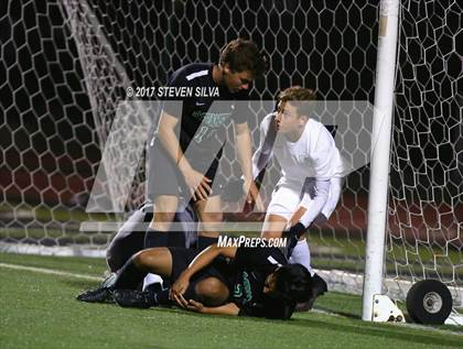 Thumbnail 3 in Coronado vs. Oceanside (CIF SDS Open Division Semifinal) photogallery.