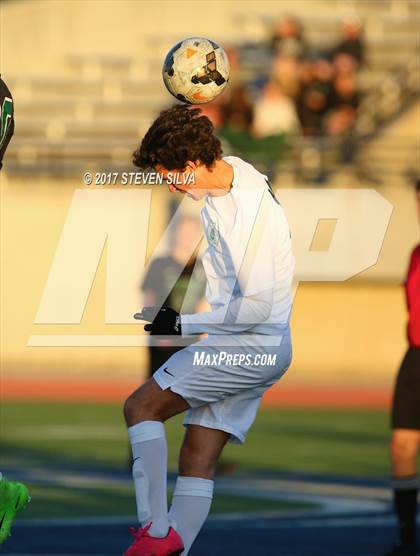 Thumbnail 2 in Coronado vs. Oceanside (CIF SDS Open Division Semifinal) photogallery.