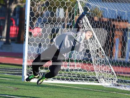 Thumbnail 1 in Coronado vs. Oceanside (CIF SDS Open Division Semifinal) photogallery.