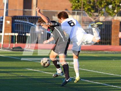 Thumbnail 2 in Coronado vs. Oceanside (CIF SDS Open Division Semifinal) photogallery.