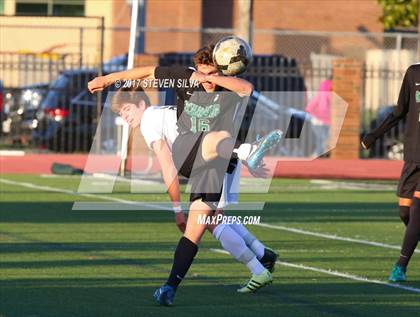 Thumbnail 2 in Coronado vs. Oceanside (CIF SDS Open Division Semifinal) photogallery.