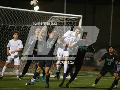 Thumbnail 2 in Coronado vs. Oceanside (CIF SDS Open Division Semifinal) photogallery.