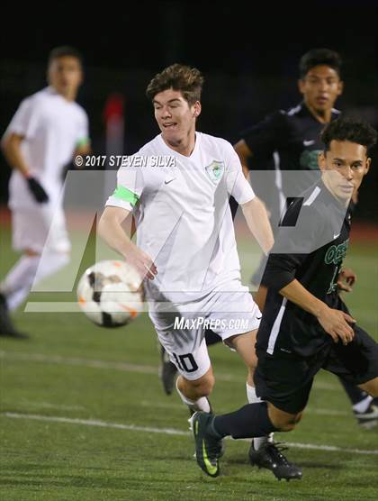 Thumbnail 1 in Coronado vs. Oceanside (CIF SDS Open Division Semifinal) photogallery.