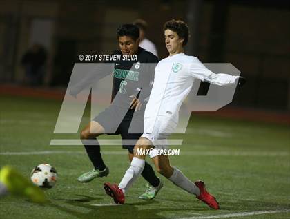 Thumbnail 2 in Coronado vs. Oceanside (CIF SDS Open Division Semifinal) photogallery.