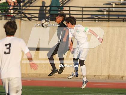 Thumbnail 3 in Coronado vs. Oceanside (CIF SDS Open Division Semifinal) photogallery.