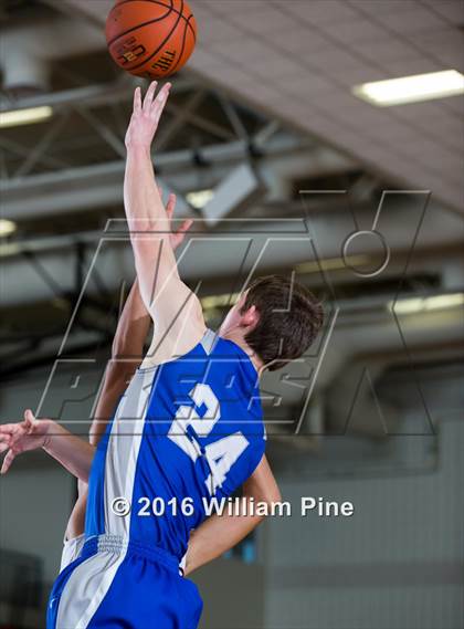 Thumbnail 2 in Wallkill vs. Kingston (Officials vs Cancer) photogallery.