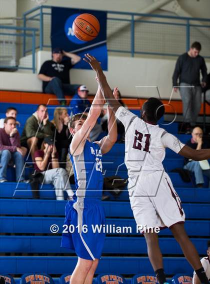 Thumbnail 2 in Wallkill vs. Kingston (Officials vs Cancer) photogallery.