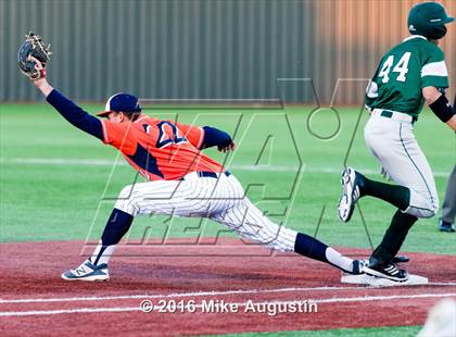 Thumbnail 1 in Wakeland [Justin] photogallery.