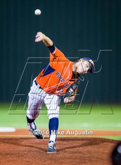 Thumbnail 2 in Wakeland [Justin] photogallery.