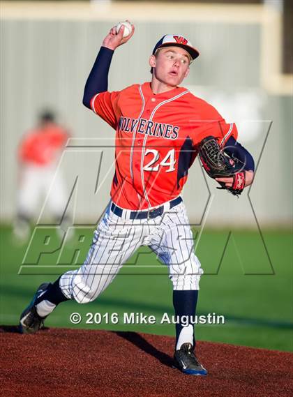 Thumbnail 1 in Wakeland [Justin] photogallery.