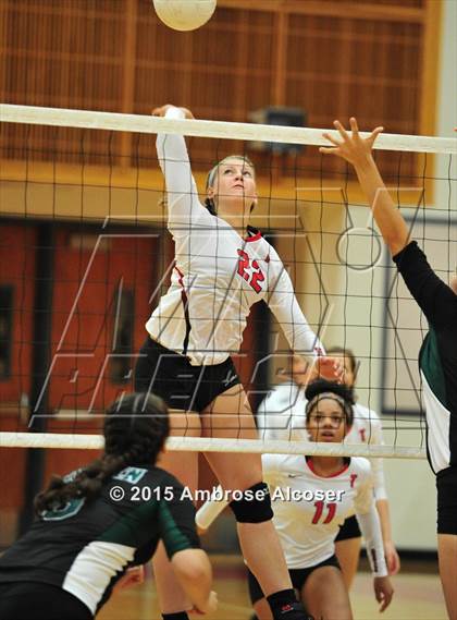 Thumbnail 2 in Austin @ Tomball (UIL 5A Bi-District Playoff) photogallery.
