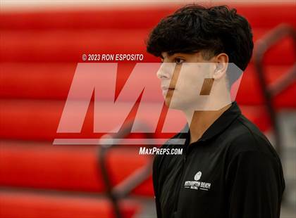 Thumbnail 2 in Westhampton Beach vs Eastport South Manor (Section XI Class A Final) photogallery.
