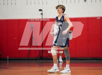 Thumbnail 2 in Westhampton Beach vs Eastport South Manor (Section XI Class A Final) photogallery.