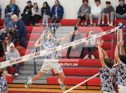 Thumbnail 3 in Westhampton Beach vs Eastport South Manor (Section XI Class A Final) photogallery.