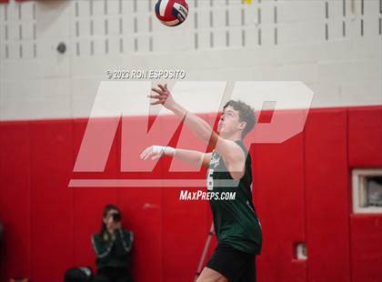 Thumbnail 3 in Westhampton Beach vs Eastport South Manor (Section XI Class A Final) photogallery.