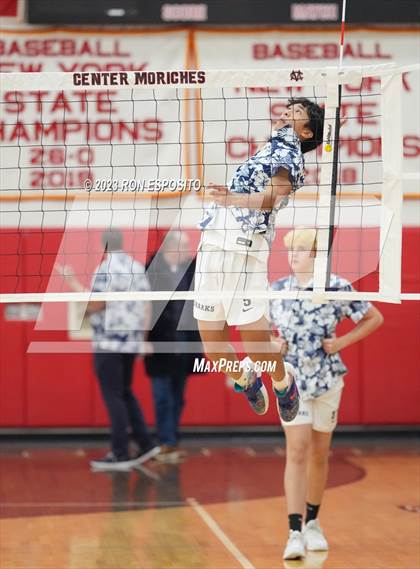 Thumbnail 3 in Westhampton Beach vs Eastport South Manor (Section XI Class A Final) photogallery.