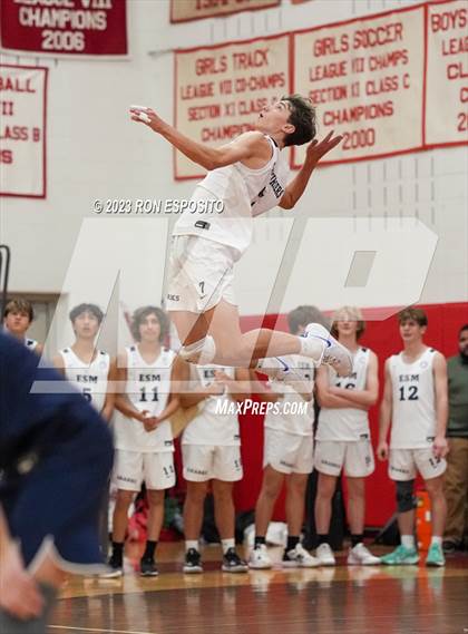 Thumbnail 2 in Westhampton Beach vs Eastport South Manor (Section XI Class A Final) photogallery.
