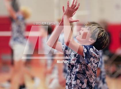 Thumbnail 2 in Westhampton Beach vs Eastport South Manor (Section XI Class A Final) photogallery.