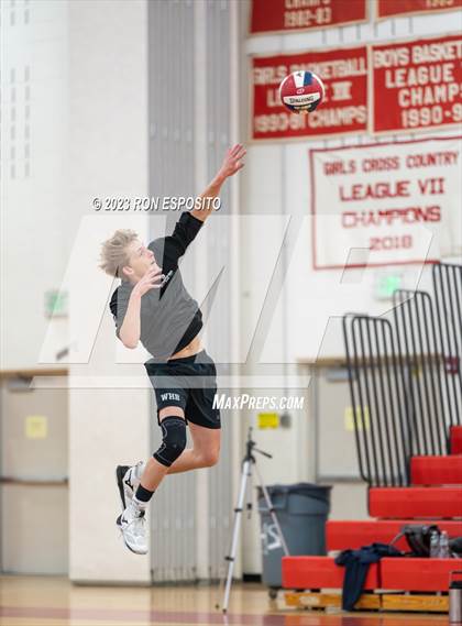 Thumbnail 1 in Westhampton Beach vs Eastport South Manor (Section XI Class A Final) photogallery.
