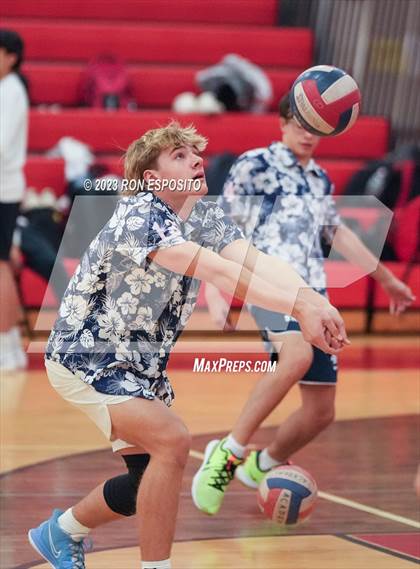 Thumbnail 1 in Westhampton Beach vs Eastport South Manor (Section XI Class A Final) photogallery.