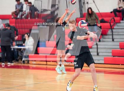Thumbnail 3 in Westhampton Beach vs Eastport South Manor (Section XI Class A Final) photogallery.