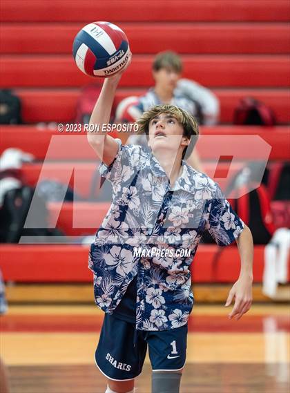 Thumbnail 3 in Westhampton Beach vs Eastport South Manor (Section XI Class A Final) photogallery.