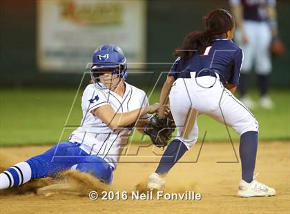 Thumbnail 2 in Allen @ Hebron photogallery.