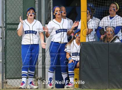 Thumbnail 1 in Allen @ Hebron photogallery.