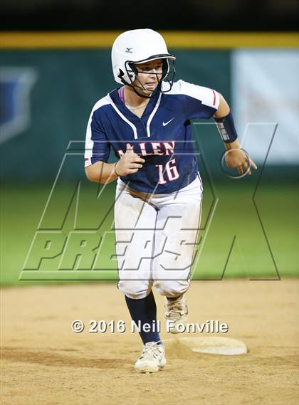 Thumbnail 1 in Allen @ Hebron photogallery.