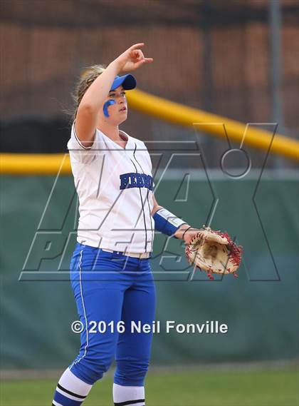 Thumbnail 2 in Allen @ Hebron photogallery.