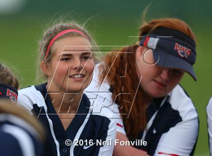 Thumbnail 1 in Allen @ Hebron photogallery.