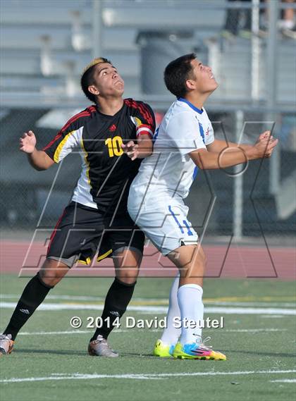 Thumbnail 3 in Oakdale vs. Christian Brothers (CIF SJS D3 Final) photogallery.
