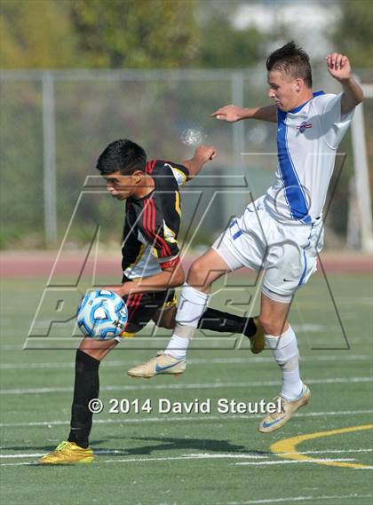 Thumbnail 2 in Oakdale vs. Christian Brothers (CIF SJS D3 Final) photogallery.