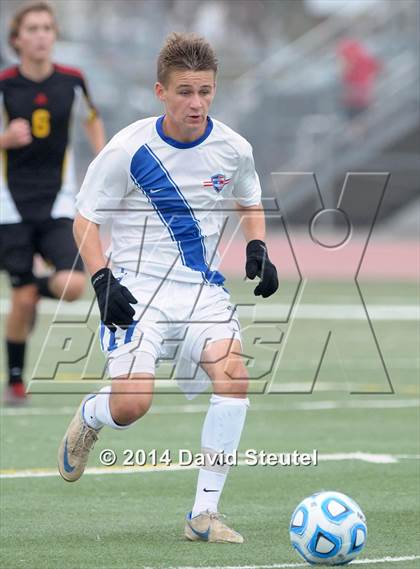 Thumbnail 1 in Oakdale vs. Christian Brothers (CIF SJS D3 Final) photogallery.