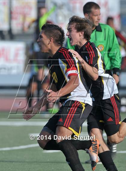 Thumbnail 2 in Oakdale vs. Christian Brothers (CIF SJS D3 Final) photogallery.