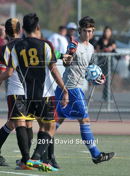 Thumbnail 2 in Oakdale vs. Christian Brothers (CIF SJS D3 Final) photogallery.