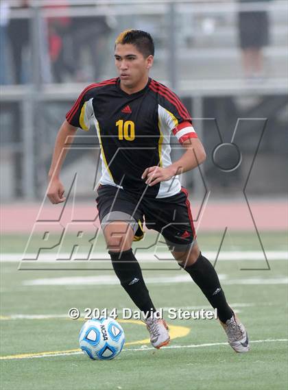 Thumbnail 1 in Oakdale vs. Christian Brothers (CIF SJS D3 Final) photogallery.