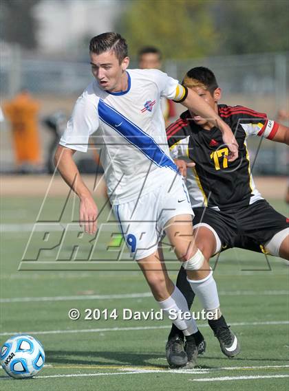 Thumbnail 2 in Oakdale vs. Christian Brothers (CIF SJS D3 Final) photogallery.