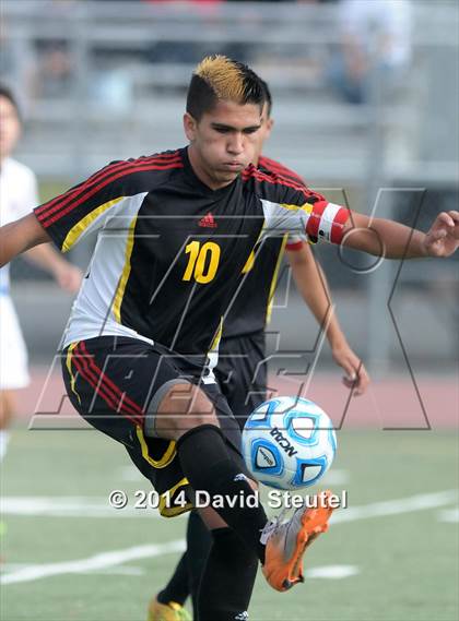 Thumbnail 3 in Oakdale vs. Christian Brothers (CIF SJS D3 Final) photogallery.
