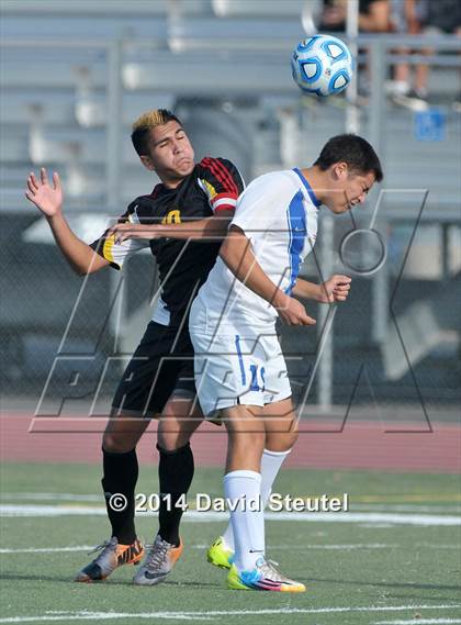Thumbnail 1 in Oakdale vs. Christian Brothers (CIF SJS D3 Final) photogallery.