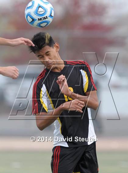Thumbnail 2 in Oakdale vs. Christian Brothers (CIF SJS D3 Final) photogallery.