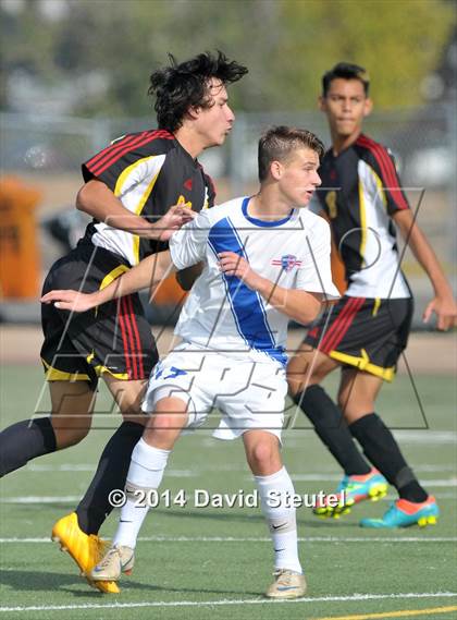 Thumbnail 3 in Oakdale vs. Christian Brothers (CIF SJS D3 Final) photogallery.
