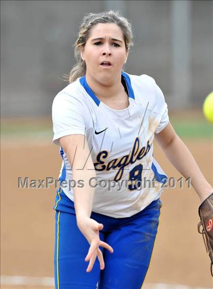 Thumbnail 2 in Canyon vs Sandburg (Faster To First Classic) photogallery.