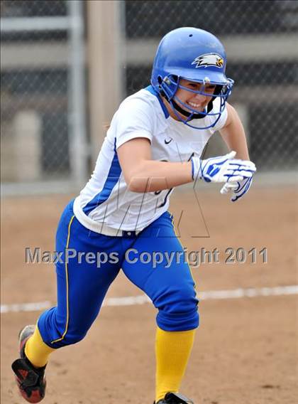 Thumbnail 1 in Canyon vs Sandburg (Faster To First Classic) photogallery.
