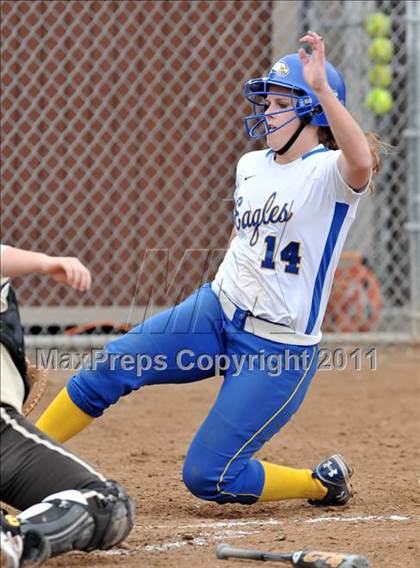 Thumbnail 2 in Canyon vs Sandburg (Faster To First Classic) photogallery.