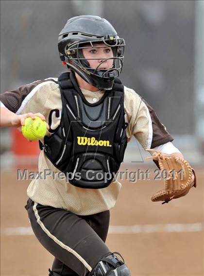 Thumbnail 3 in Canyon vs Sandburg (Faster To First Classic) photogallery.