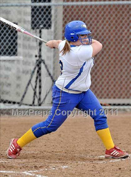 Thumbnail 1 in Canyon vs Sandburg (Faster To First Classic) photogallery.