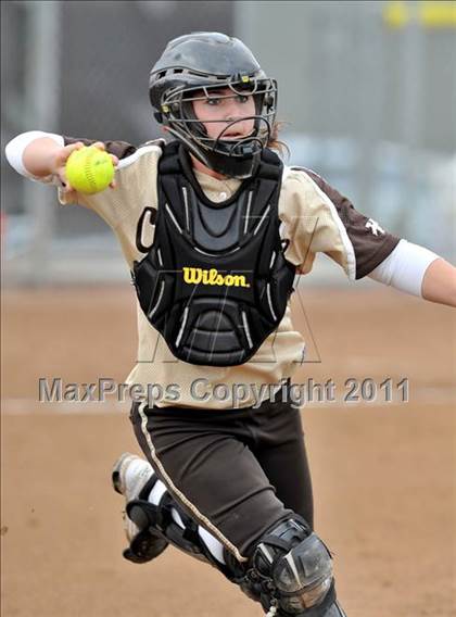 Thumbnail 1 in Canyon vs Sandburg (Faster To First Classic) photogallery.